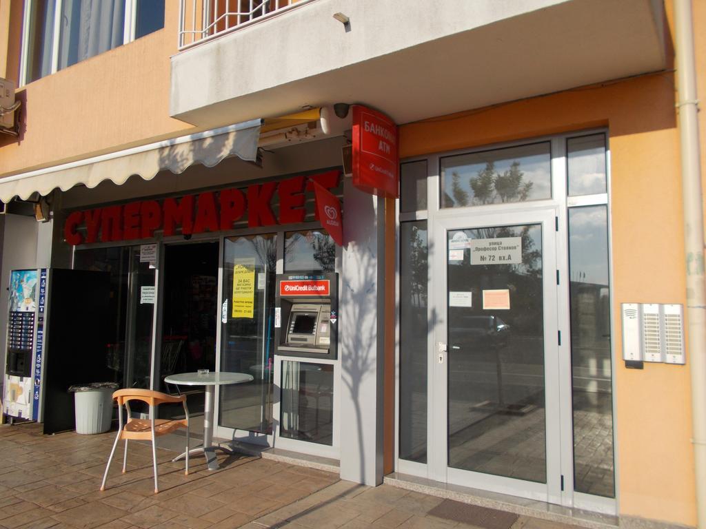 Apartamenti Zhelezovi Pomorie Exterior foto