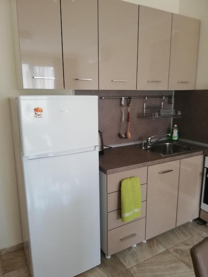 Apartamenti Zhelezovi Pomorie Exterior foto